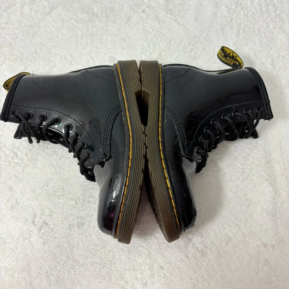 Dr.Martens AirWair Patent Leather Lace Up Black Boots soles bouncing size‎ 11